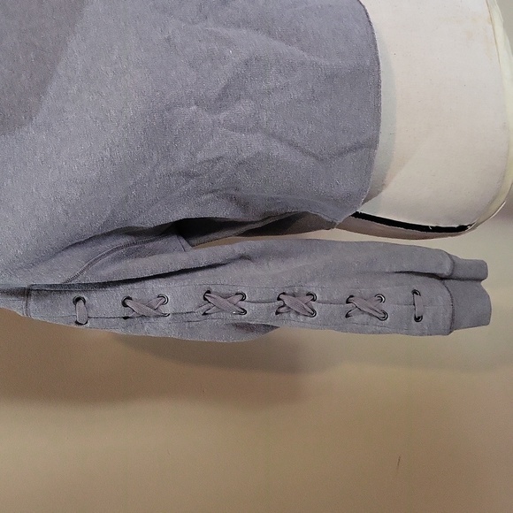 Victoria's Secret PINK Crop Hoodie - Picture 3 of 12